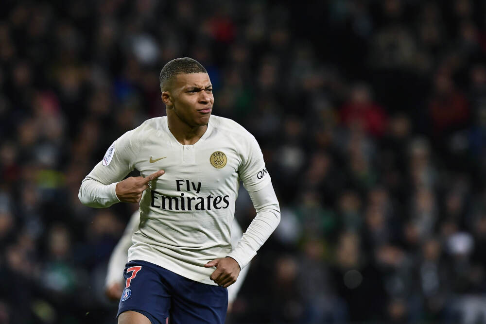 首富夫妻末路：一个暴力抗法，一个卷走10亿被抓